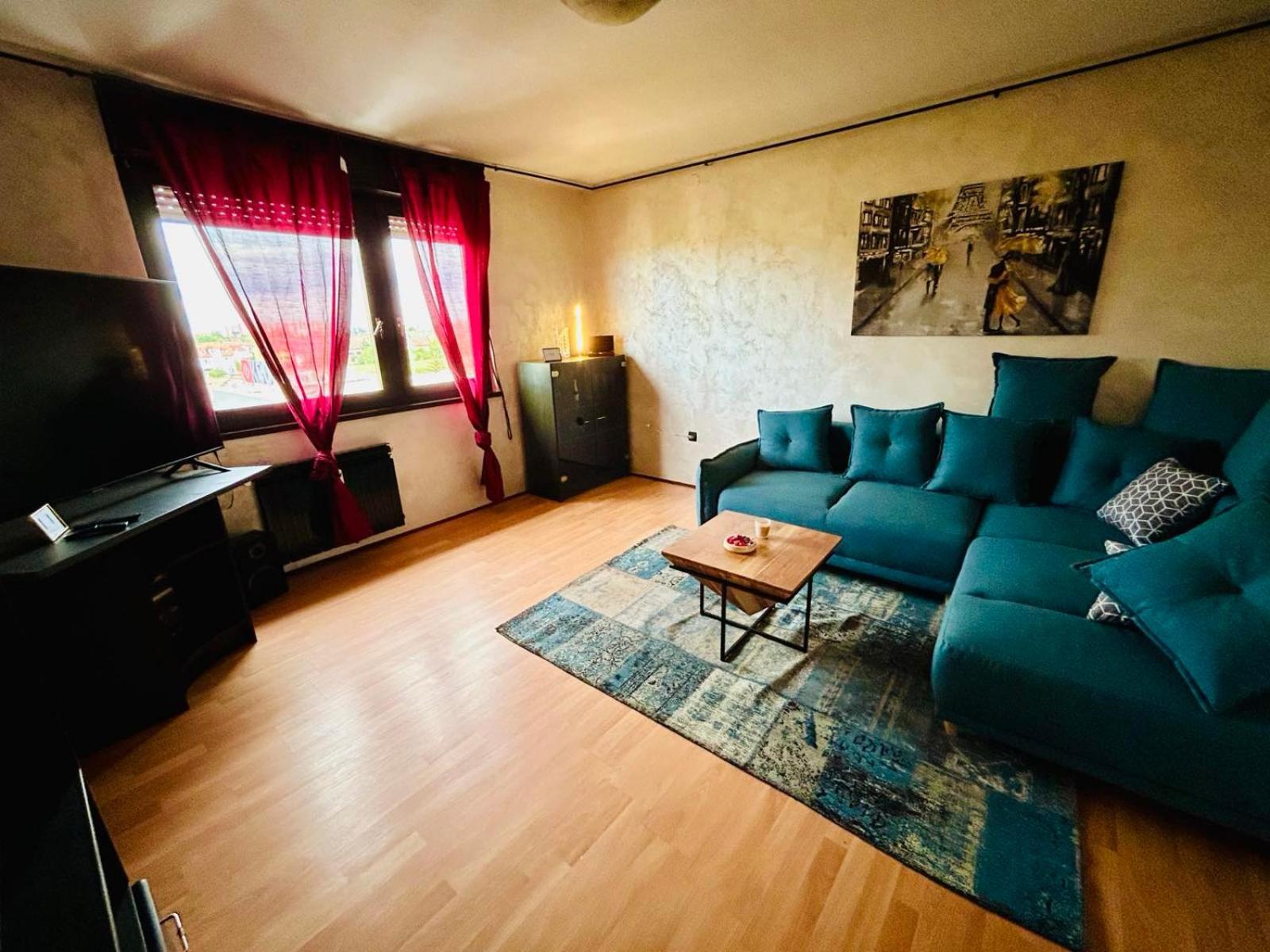 Fly By Suite - Zagreb Airport - 0-24H Self Check In&Out - Parking On Site 大戈里察 外观 照片