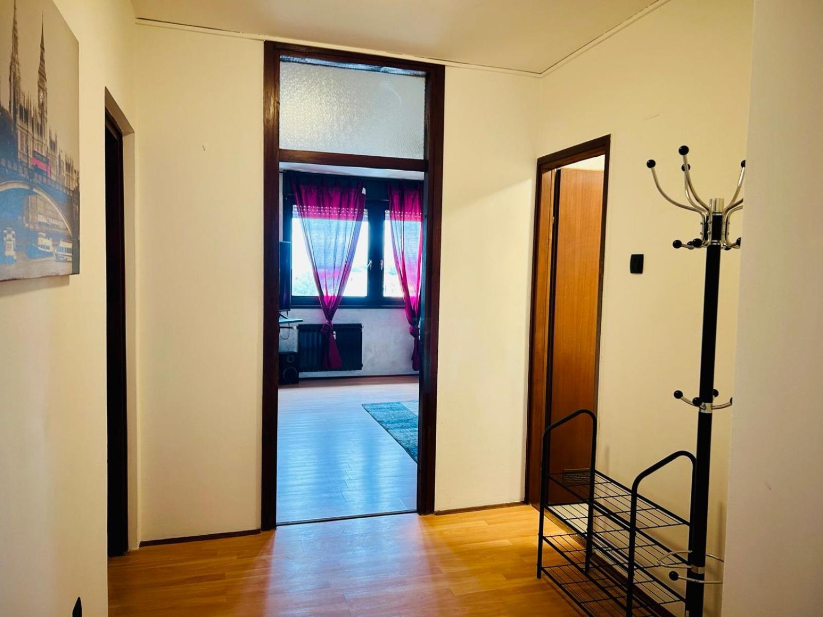 Fly By Suite - Zagreb Airport - 0-24H Self Check In&Out - Parking On Site 大戈里察 外观 照片
