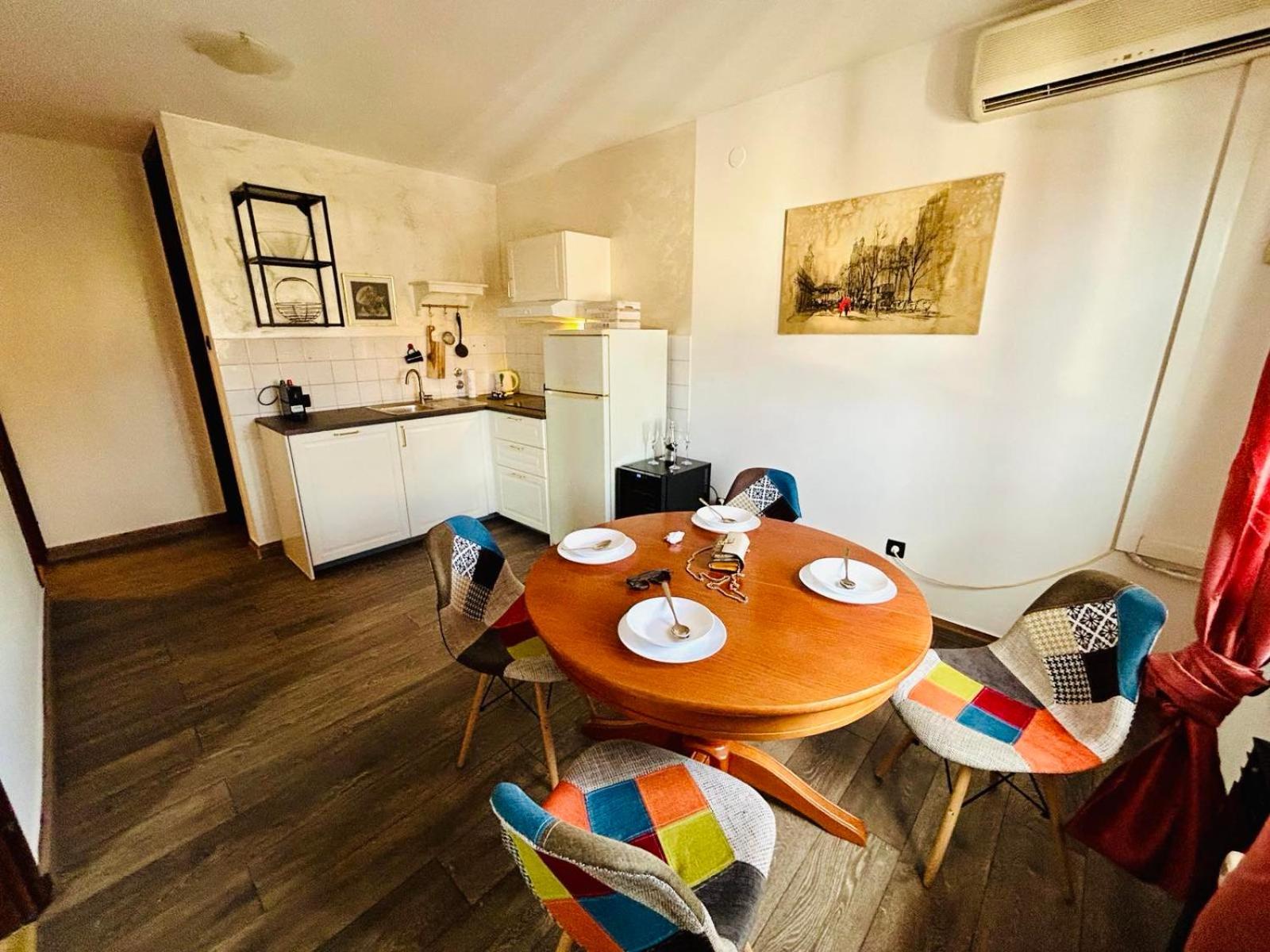Fly By Suite - Zagreb Airport - 0-24H Self Check In&Out - Parking On Site 大戈里察 外观 照片
